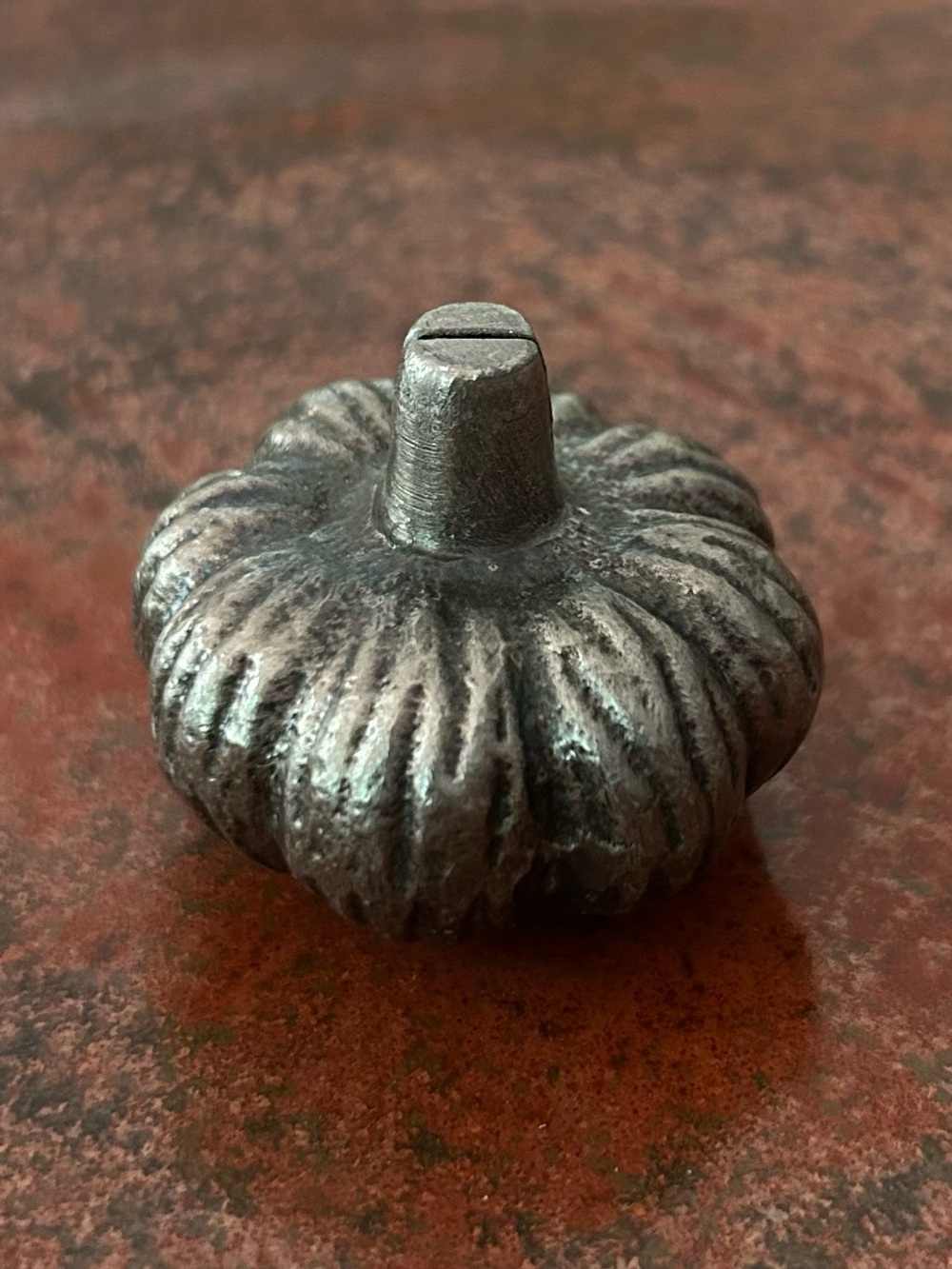 Vintage Pier 1 Imports Silver Metal Pumpkin Place Card Holders Set of 4 retired